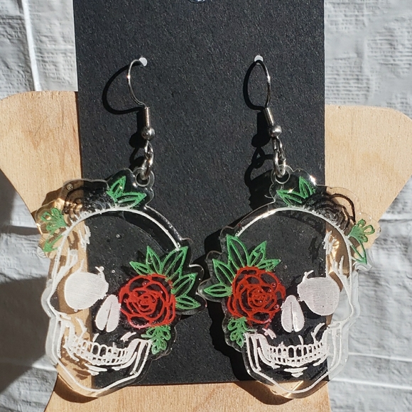 Clear Skull Earrings with Roses/Resin Jewelry/Stainless Steel Hooks - Picture 3 of 4